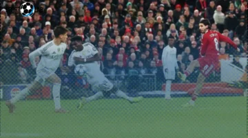 غضب جماهيري عارم في ليفربول بعد قرارات حكم مباراة ريال مدريد (صور)